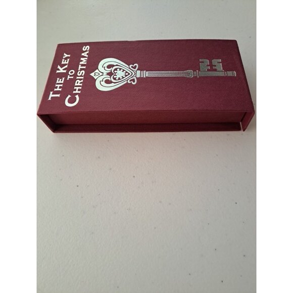 Key to Christmas Santas Key w/Verse 7" Metal Ornate Gift-Boxed Holiday Tradition - Picture 6 of 10
